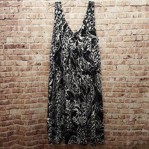Peter Nygard Dress Sleeveless Black/White Floral Sleeveless Size L
